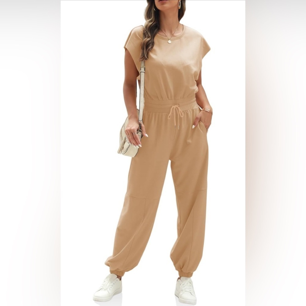 NEW- Woman’s Oversized Sleeveless Loose Casual Crew Neck Jumpsuit/Romper